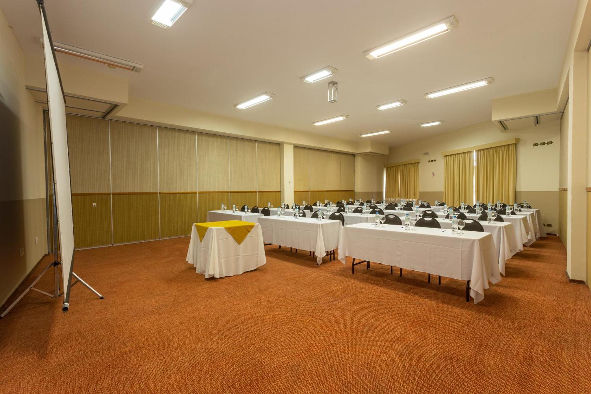 Hotel Leao Da Montanha Campos do Jordao Exterior photo
