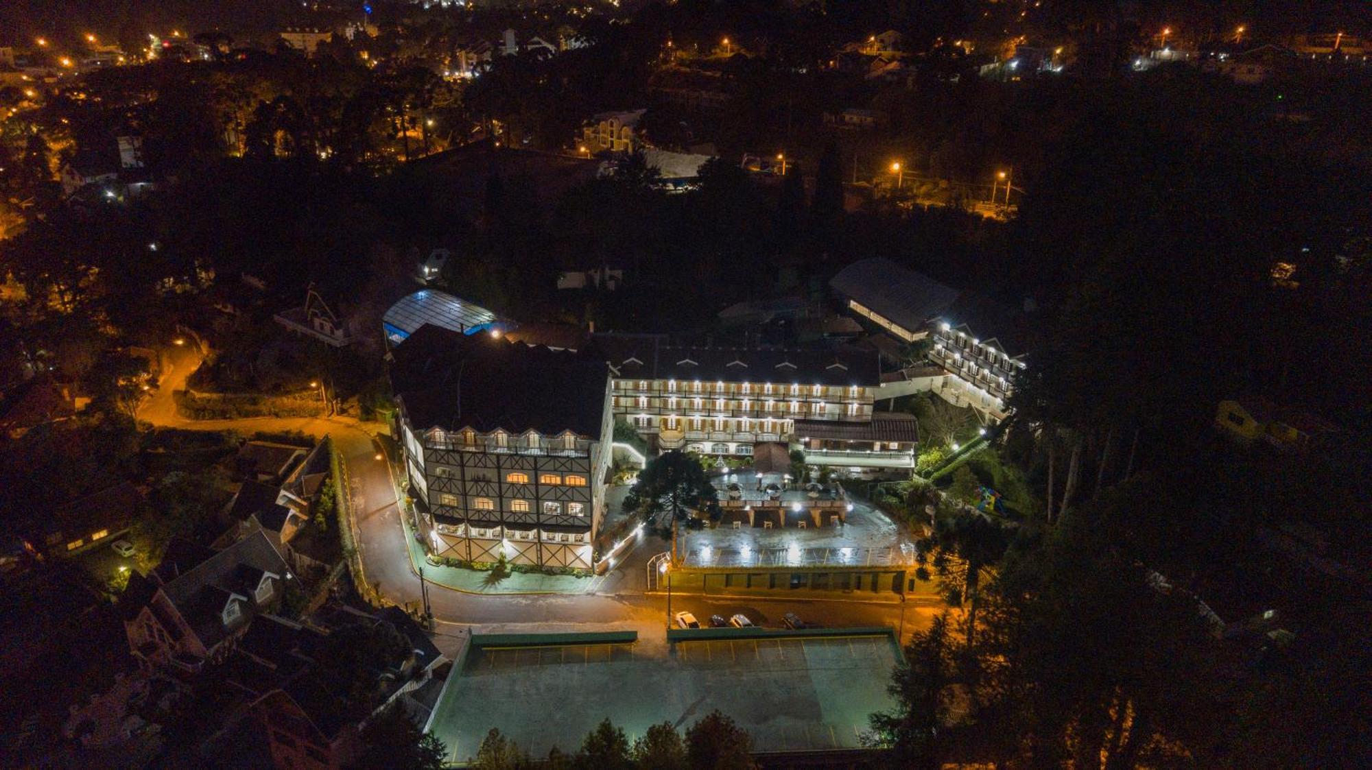 Hotel Leao Da Montanha Campos do Jordao Exterior photo