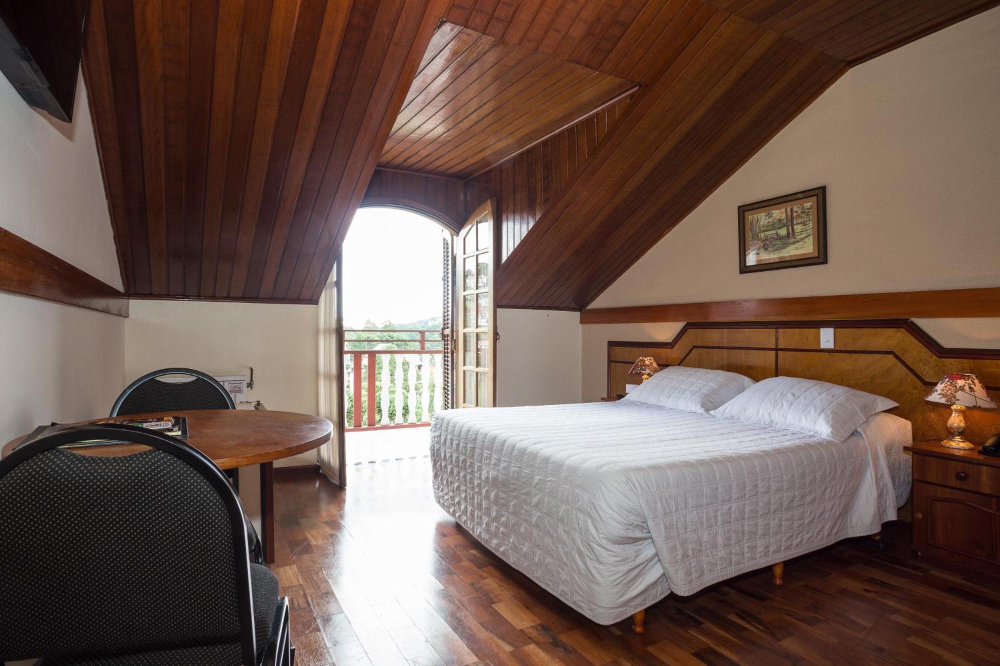 Hotel Leao Da Montanha Campos do Jordao Exterior photo
